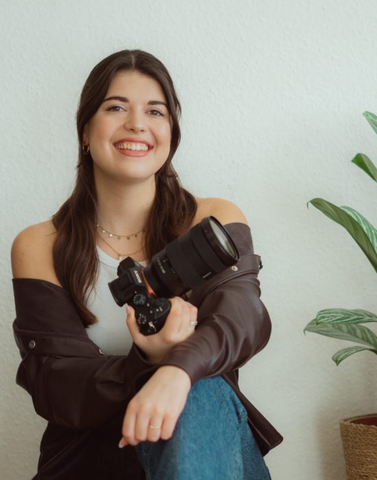 Hi, ich bin's Mel! Fotografin für Paare, Familien und Schwangere in NRW :)